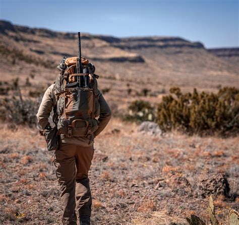 hunting backpacks that carry rifles.